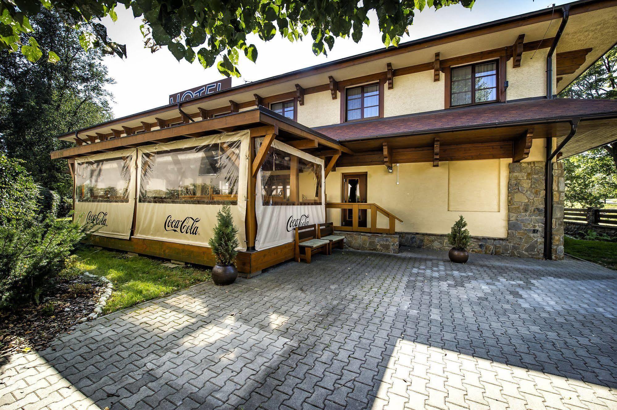 Hotel Sobota Poprad Exterior foto